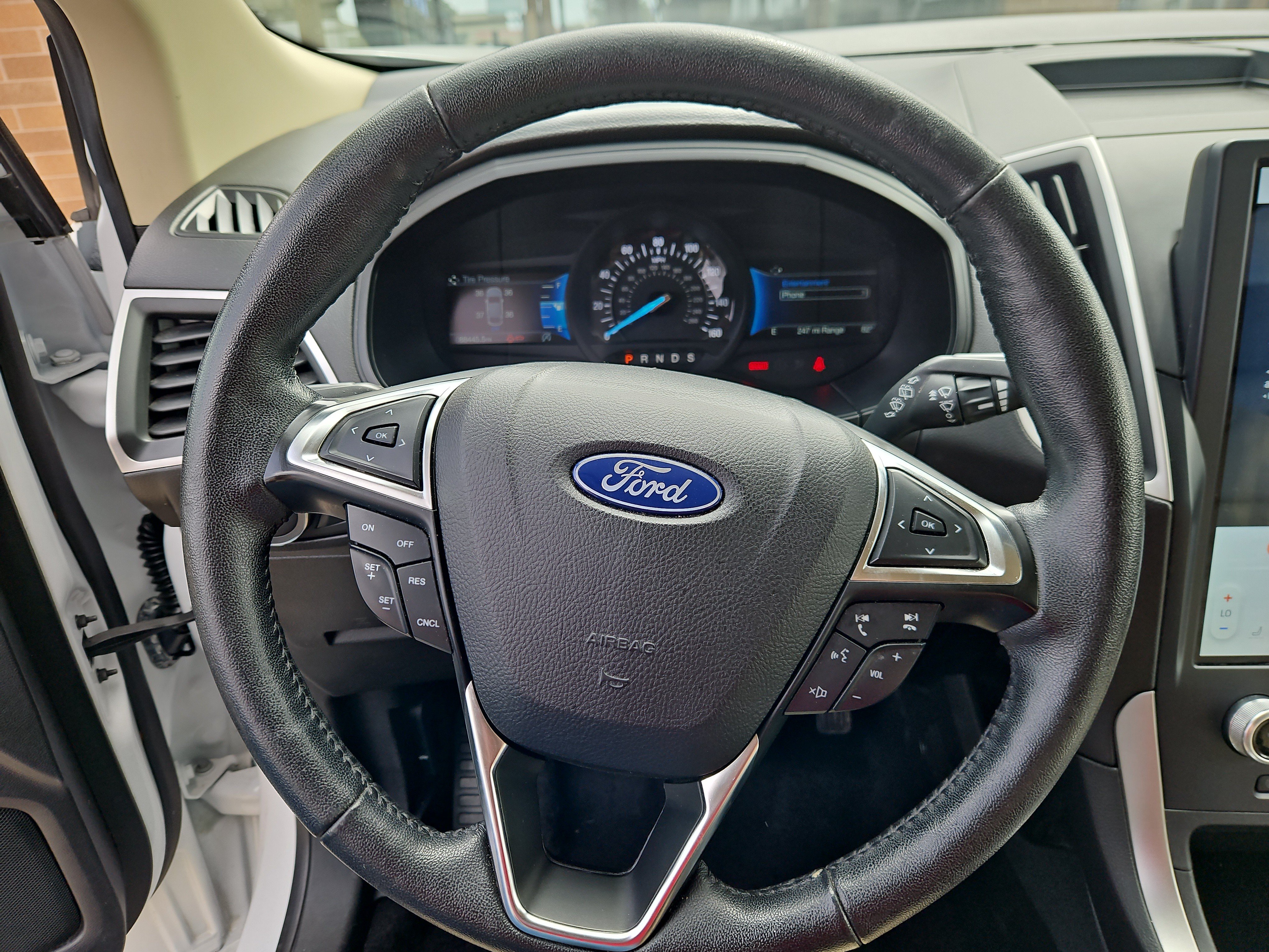 Certified 2022 Ford Edge SEL AWD/4WD image 8