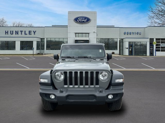 Used 2023 Jeep Wrangler Unlimited Sport AWD/4WD image 2