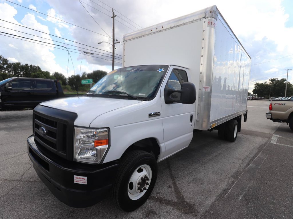 Certified 2025 Ford E-450 and Econoline 450 Super Duty w/ Power Equipment Group RWD image 5