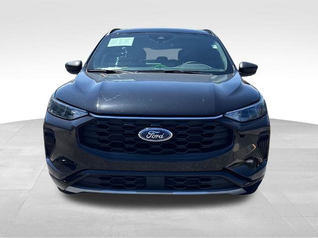 Certified 2024 Ford Escape ST-Line w/ Tech Pack #1 AWD/4WD image 5