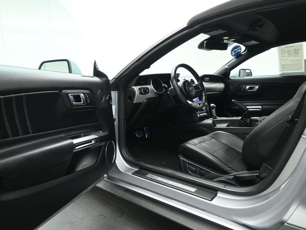 Certified 2023 Ford Mustang Premium image 9