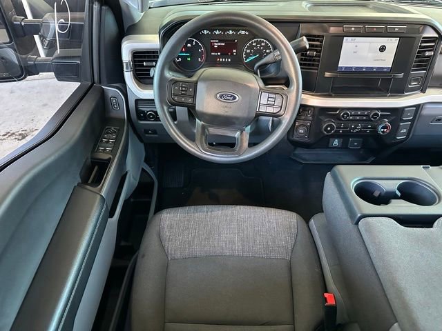 Certified 2024 Ford F250 XLT image 3