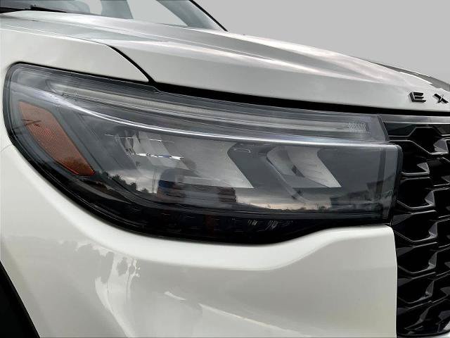Certified 2025 Ford Explorer ST AWD/4WD image 34