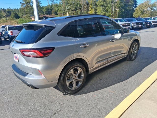 Certified 2024 Ford Escape ST-Line w/ Cold Weather Package FWD image 6