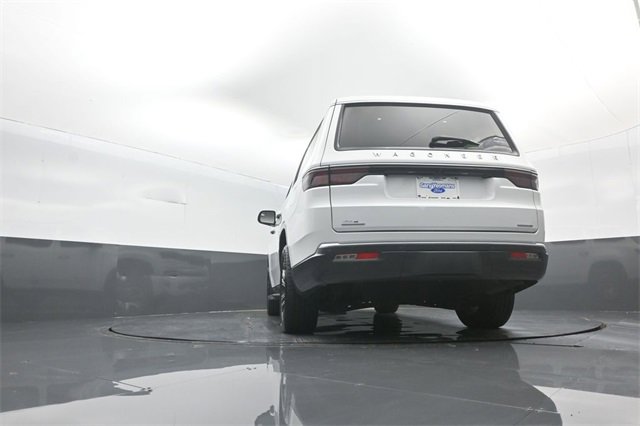 Used 2022 Jeep Wagoneer Series III image 28