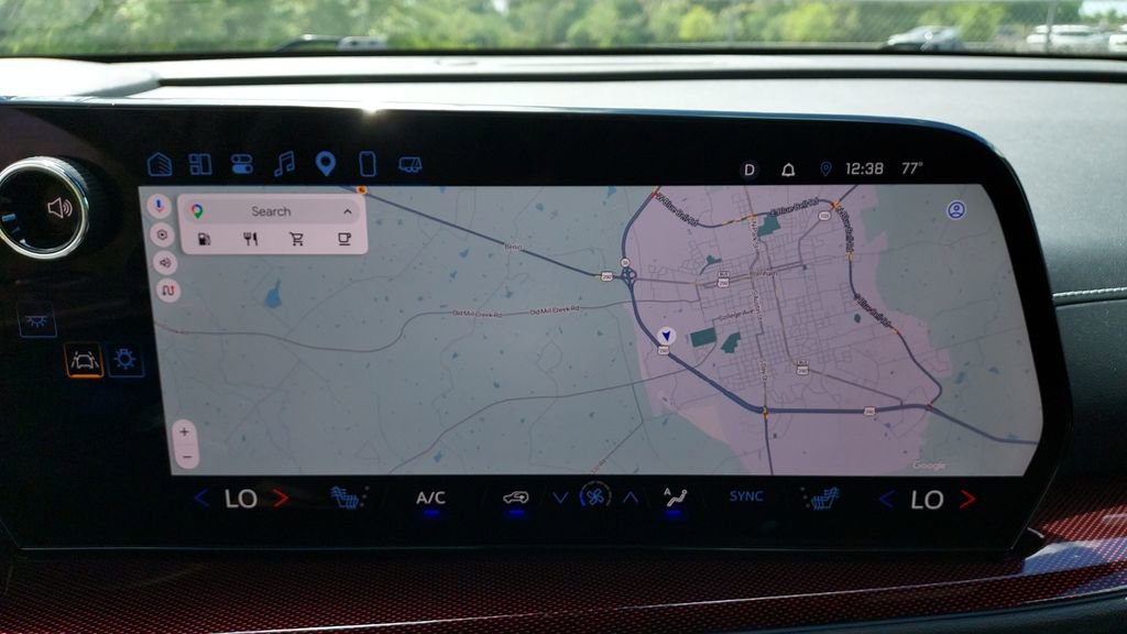 Used 2025 Chevrolet Traverse Z71 w/ Driver Confidence Package image 14