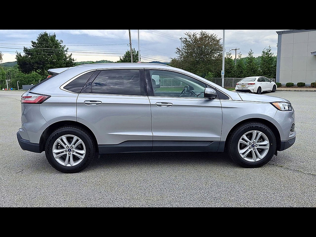Certified 2020 Ford Edge SEL FWD image 9