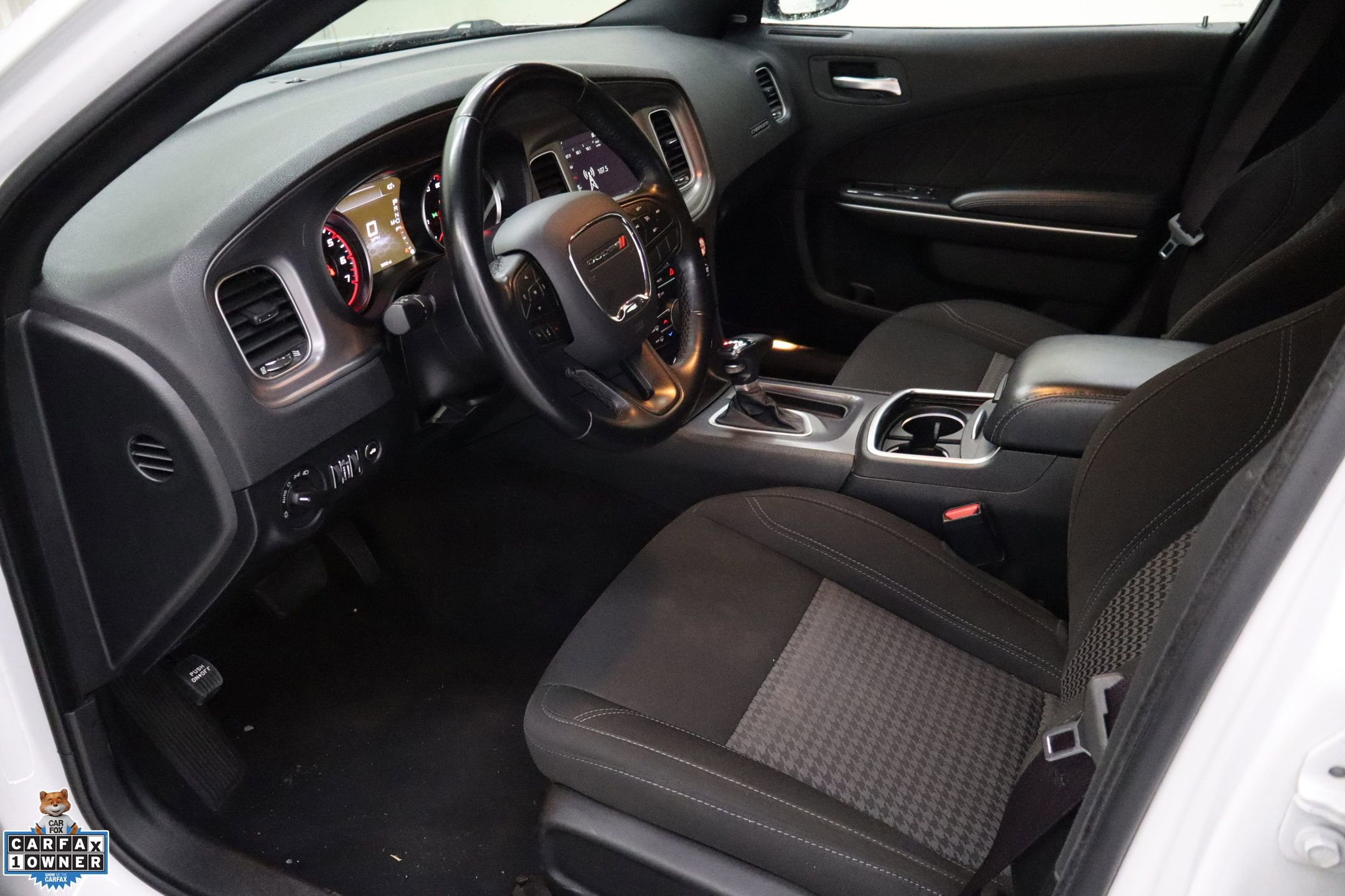 Used 2023 Dodge Charger SXT image 22