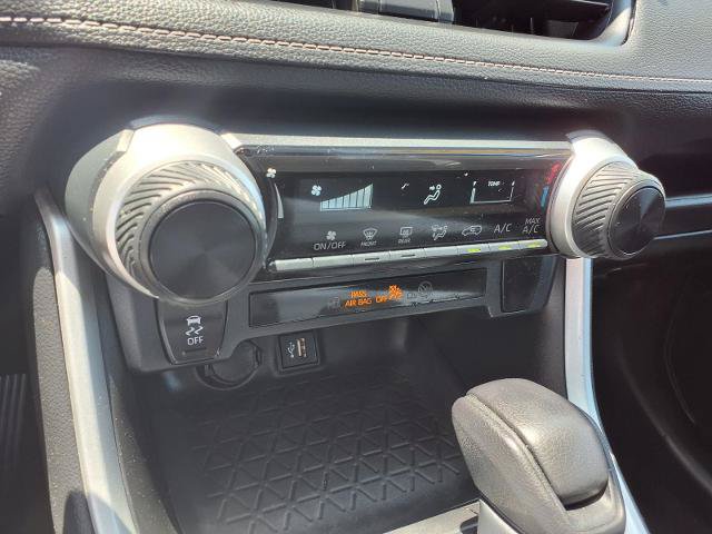 Used 2023 Toyota RAV4 LE FWD image 14