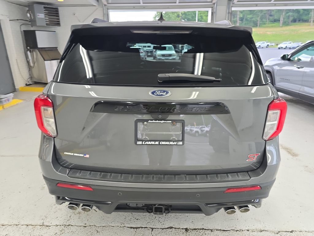 Certified 2023 Ford Explorer ST AWD/4WD image 4