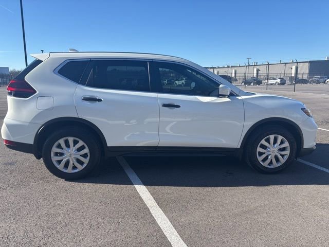 Used 2018 Nissan Rogue S image 5