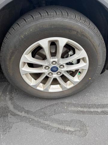 Certified 2020 Ford Escape SE AWD/4WD image 17