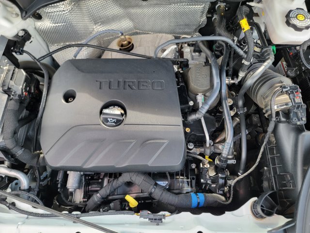 Used 2022 Chevrolet TrailBlazer RS w/ Sun and Liftgate Package AWD/4WD image 39