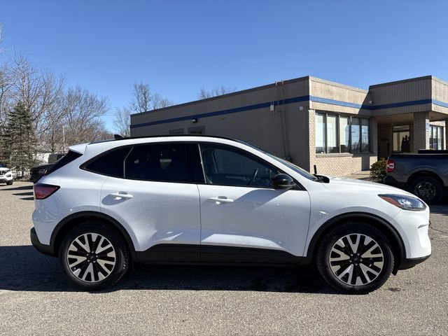 Certified 2020 Ford Escape SE Sport image 4