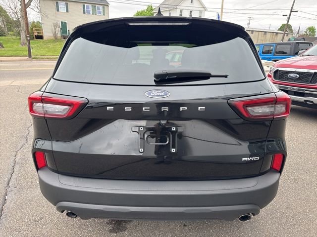 Certified 2025 Ford Escape ST-Line Select AWD/4WD image 7