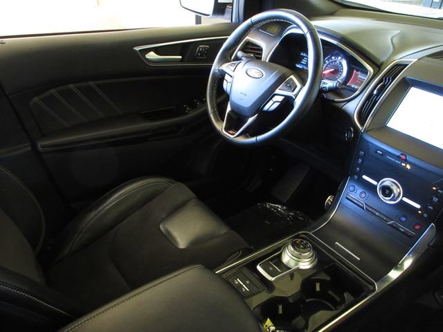 Certified 2020 Ford Edge ST w/ Equipment Group 401A image 21