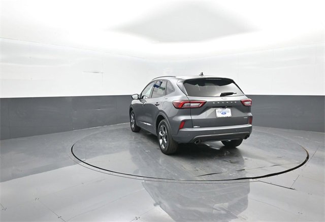 Certified 2023 Ford Escape ST-Line w/ Tech Pack #1 image 5
