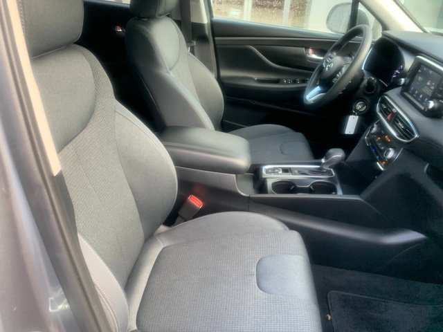 Used 2019 Hyundai Santa Fe SE AWD/4WD image 10