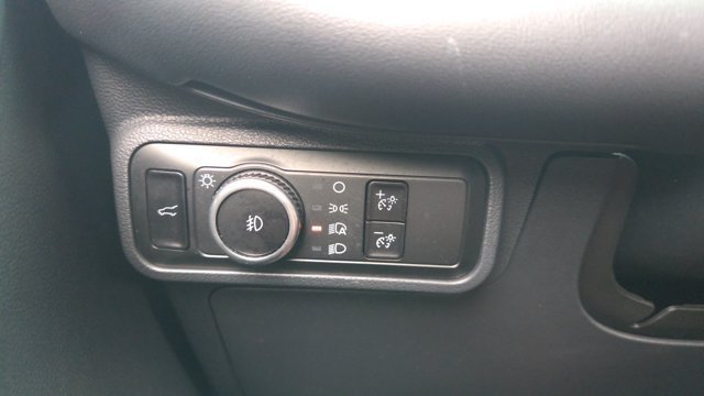 Certified 2025 Ford Explorer ST AWD/4WD image 8
