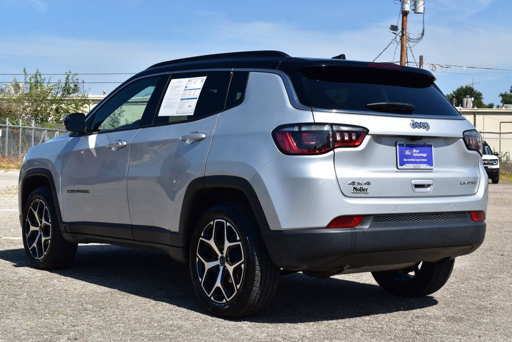 Used 2025 Jeep Compass Limited AWD/4WD image 10