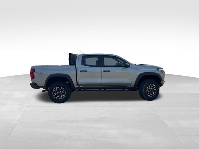 Used 2026 Chevrolet Colorado ZR2 w/ Technology Package AWD/4WD image 12