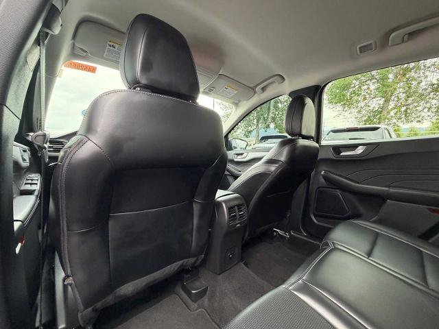 Certified 2025 Ford Escape Platinum AWD/4WD image 24