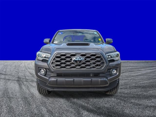 Used 2021 Toyota Tacoma TRD Sport w/ Technology Package RWD image 9