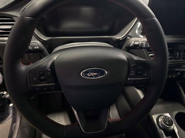 Certified 2023 Ford Escape ST-Line AWD/4WD image 13