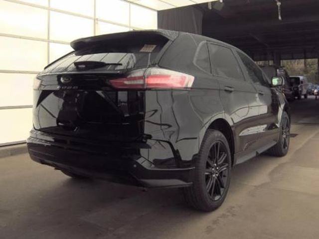 Certified 2023 Ford Edge ST-Line AWD/4WD image 4