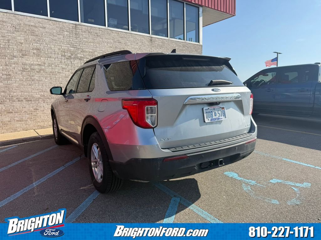 Certified 2023 Ford Explorer XLT w/ Class IV Trailer Tow Package AWD/4WD image 5