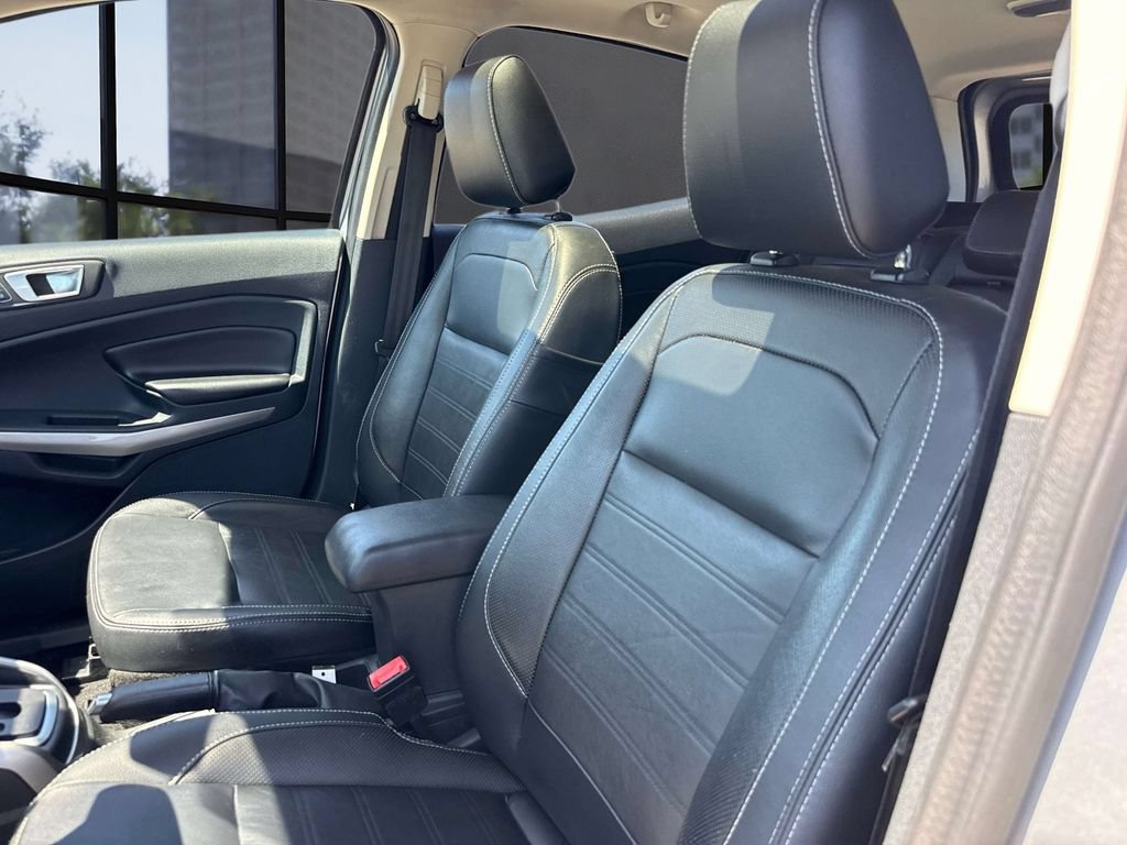 Certified 2019 Ford EcoSport Titanium AWD/4WD image 30