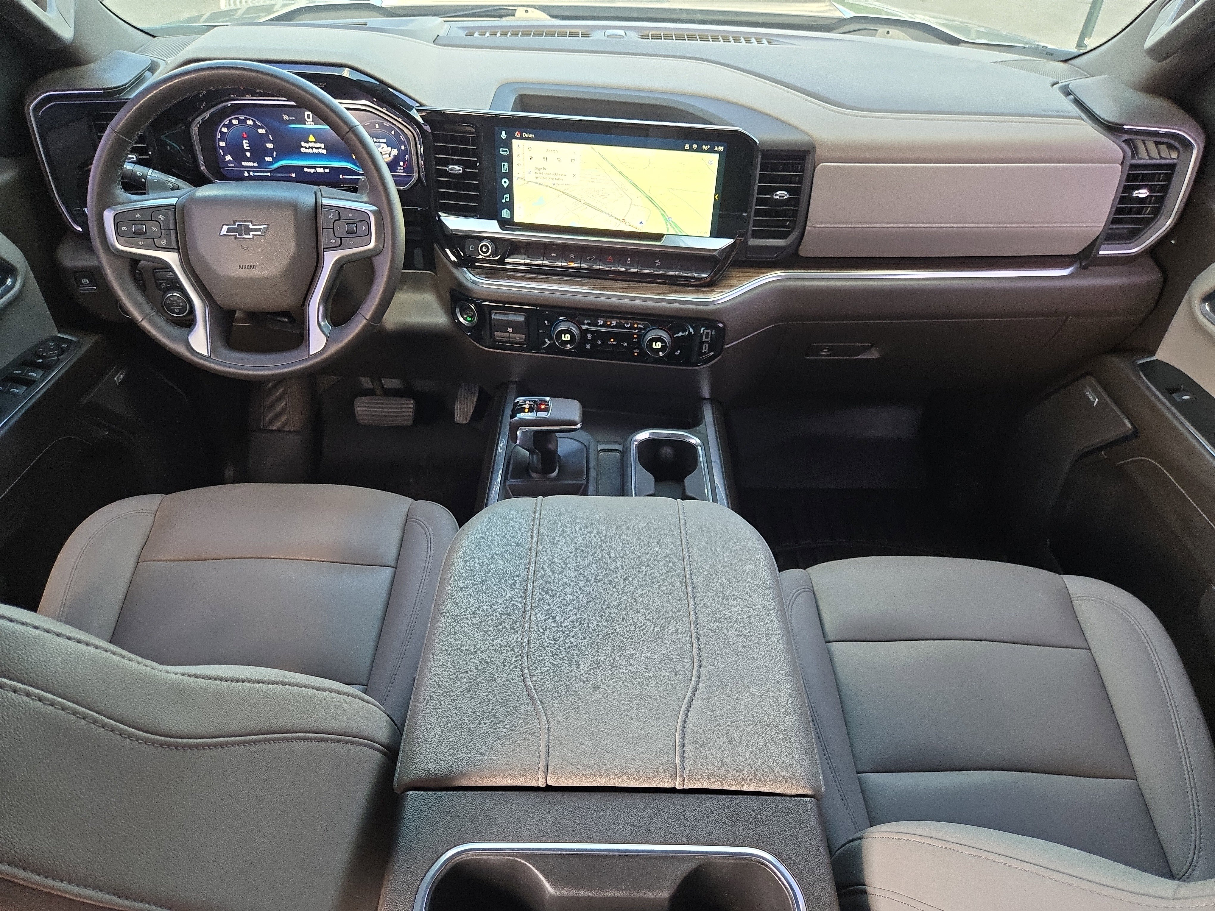 Used 2024 Chevrolet Silverado 1500 LT Trail Boss w/ Convenience Package II AWD/4WD image 17