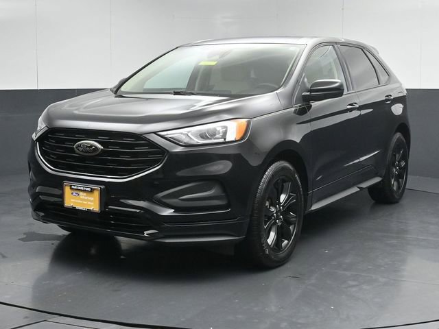 Certified 2024 Ford Edge SE w/ Black Appearance Package AWD/4WD image 3