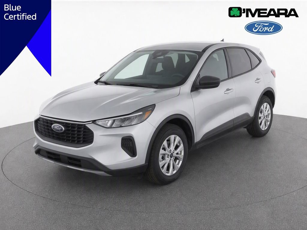 Certified 2025 Ford Escape Active w/ Cold Weather Package FWD image 1