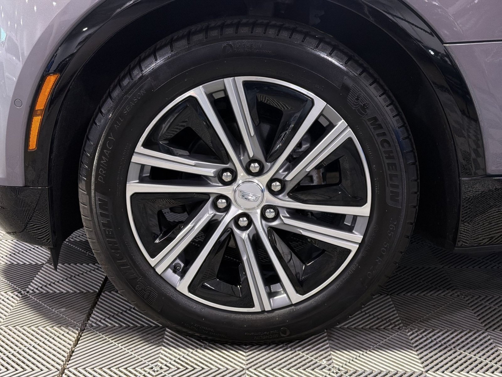 Used 2024 Cadillac Lyriq Luxury AWD/4WD image 16