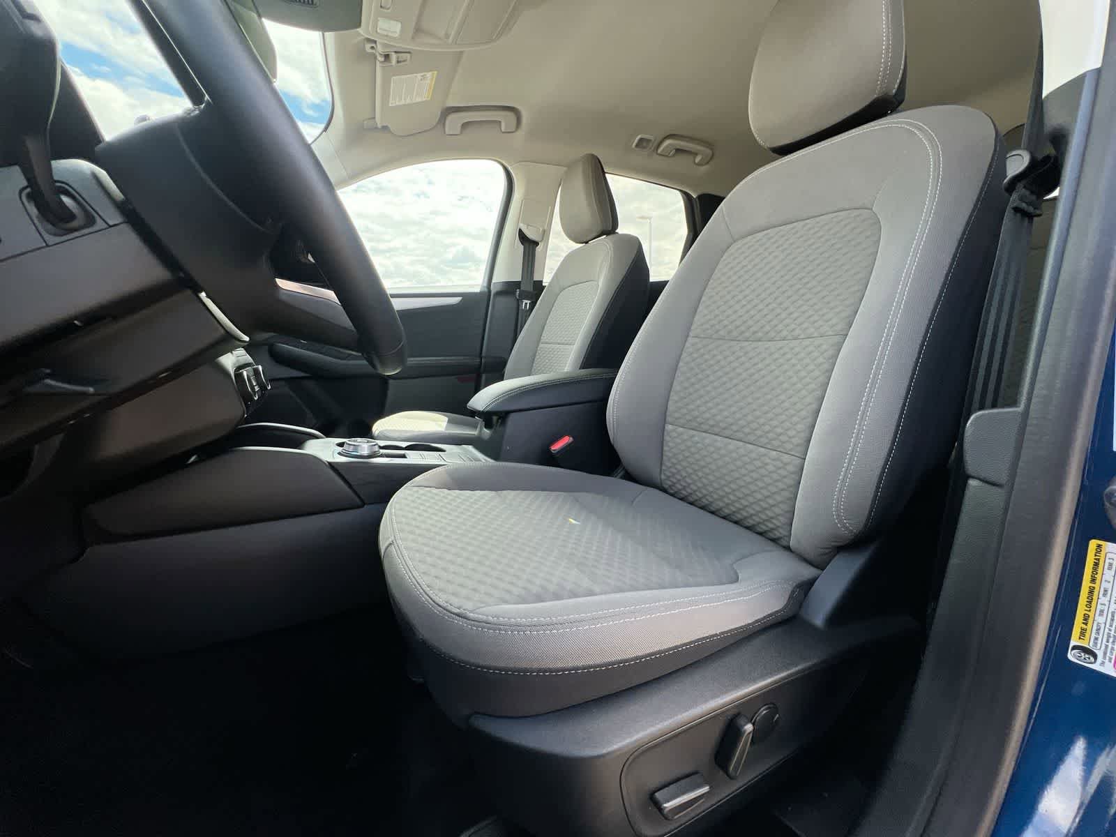Certified 2022 Ford Escape SE w/ Convenience Package AWD/4WD image 16