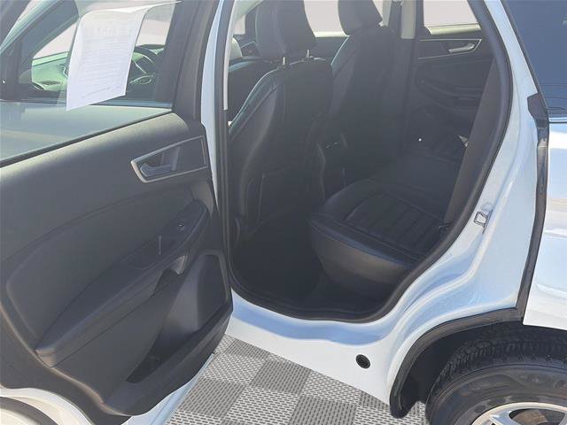 Certified 2024 Ford Edge SEL AWD/4WD image 12