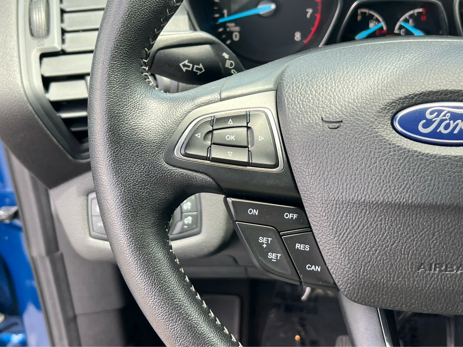 Certified 2019 Ford Escape SE AWD/4WD image 32