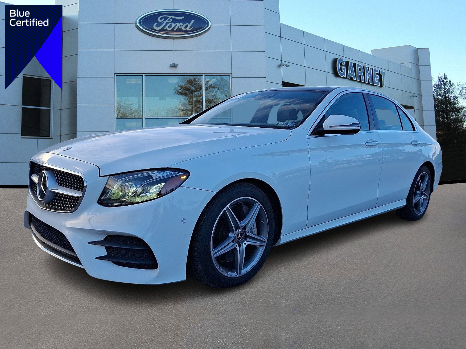 Used 2018 Mercedes-Benz E 300 4MATIC image 1