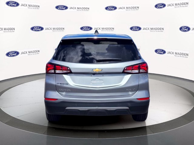 Used 2024 Chevrolet Equinox LT AWD/4WD image 4