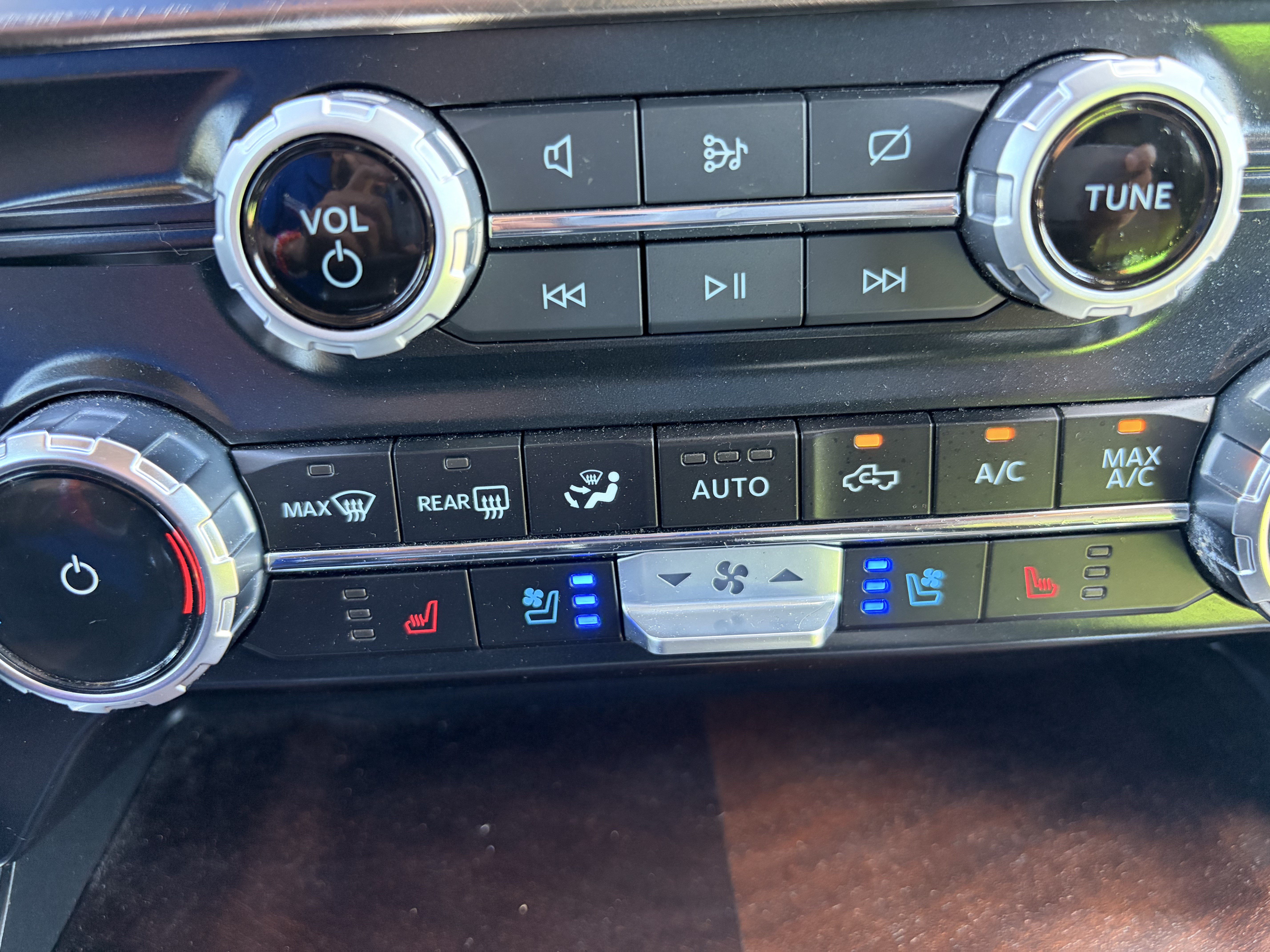 Certified 2023 Ford F150 King Ranch w/ Equipment Group 601A High AWD/4WD image 26