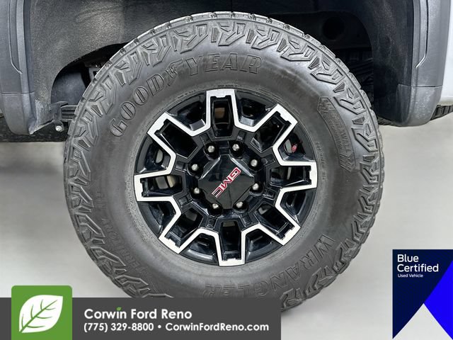 Used 2024 GMC Sierra 2500 AT4X AWD/4WD image 36