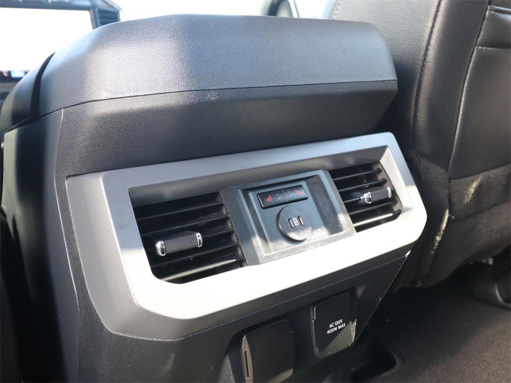 Certified 2024 Ford F250 Lariat w/ Black Appearance Package image 14