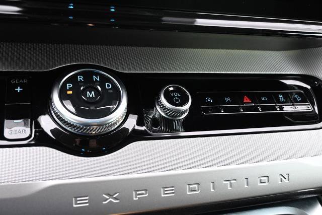 Certified 2025 Ford Expedition Max Active image 27