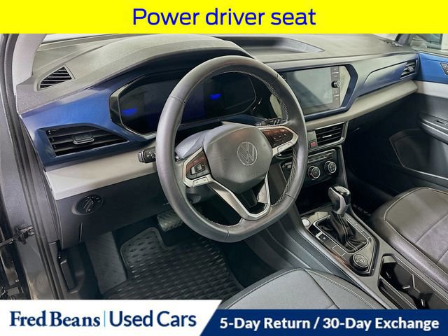 Used 2023 Volkswagen Taos SE AWD/4WD image 11