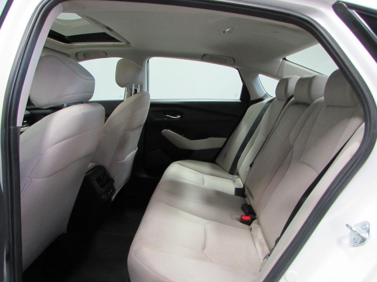 Used 2025 Honda Accord SE image 15