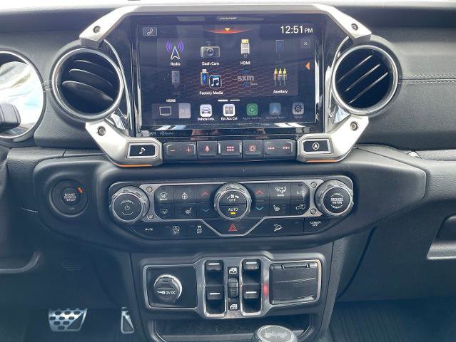 Used 2020 Jeep Wrangler Unlimited Sahara w/ Cold Weather Group AWD/4WD image 5
