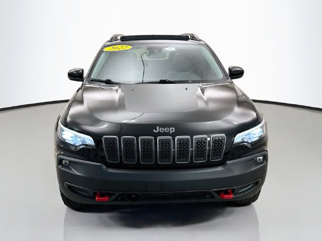 Used 2022 Jeep Cherokee Trailhawk AWD/4WD image 2