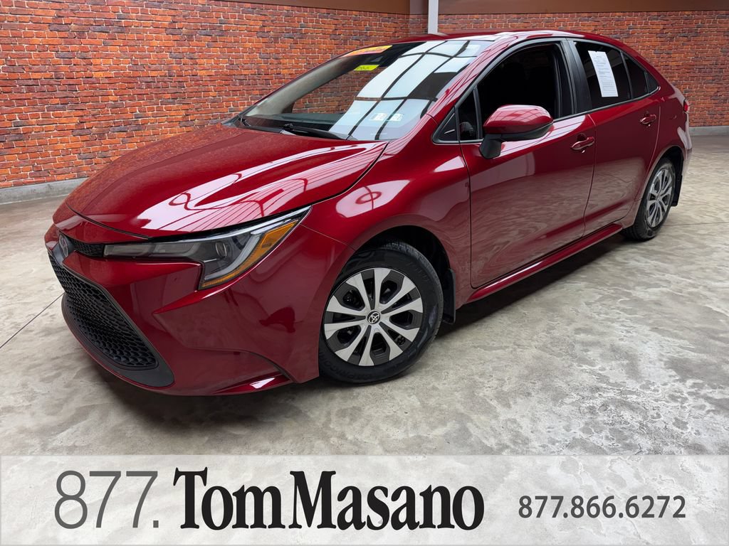 Used 2022 Toyota Corolla LE FWD image 1