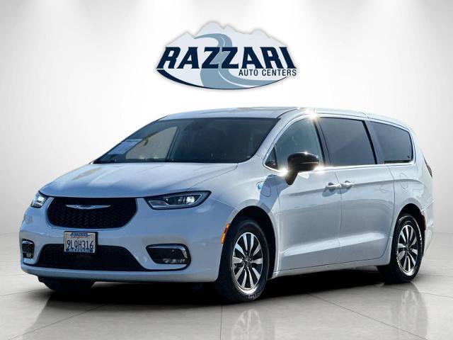 Used 2024 Chrysler Pacifica Limited FWD image 7